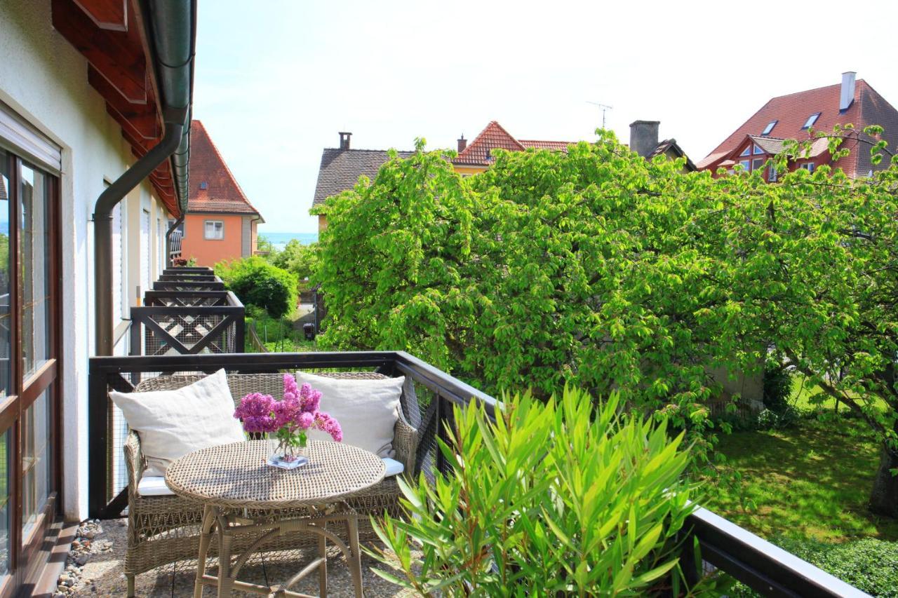 Ferienwohnung Apartes Studio In Hagnau am Bodensee Exterior foto