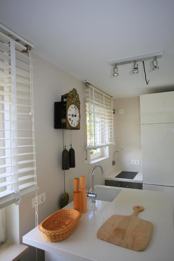 Ferienwohnung Apartes Studio In Hagnau am Bodensee Exterior foto